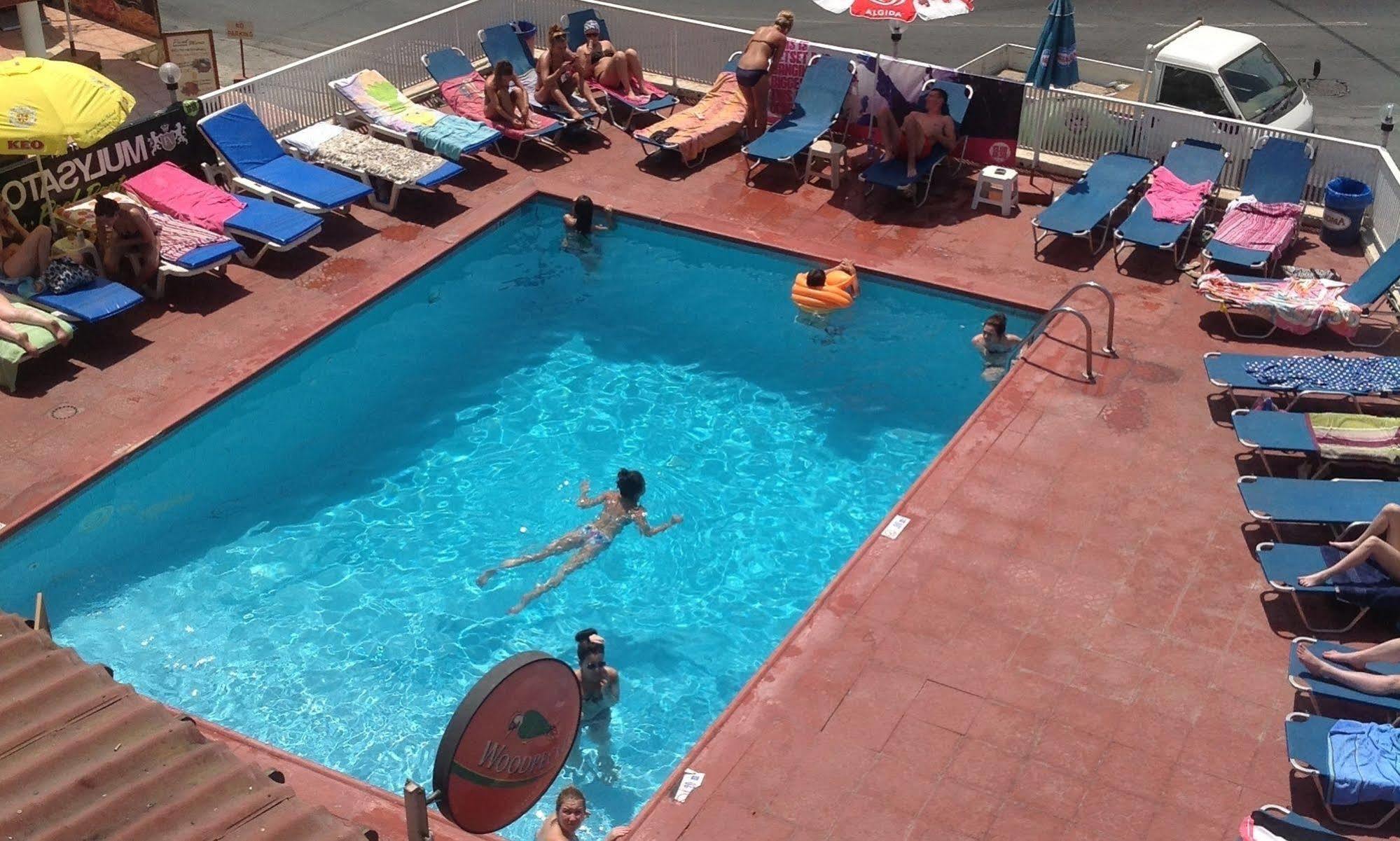 Efi Hotel Apts Agia Napa Buitenkant foto