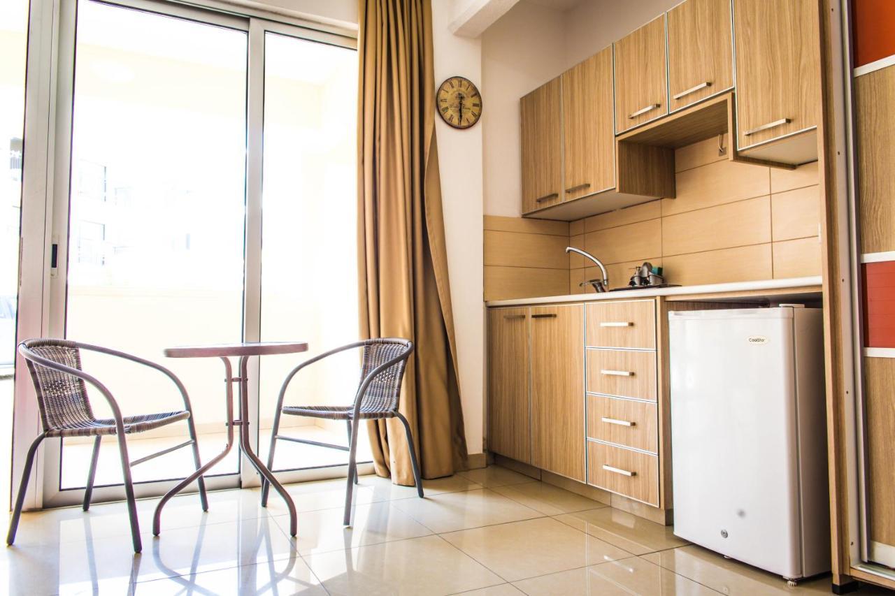 Efi Hotel Apts Agia Napa Buitenkant foto